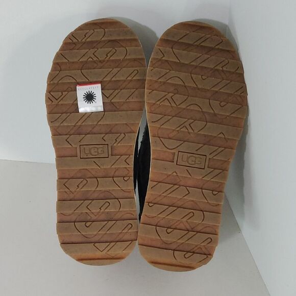 UGG Marin Lace Logo Platform Sneaker Olive Green Women's Size 7 NWOB - Picture 8 of 10